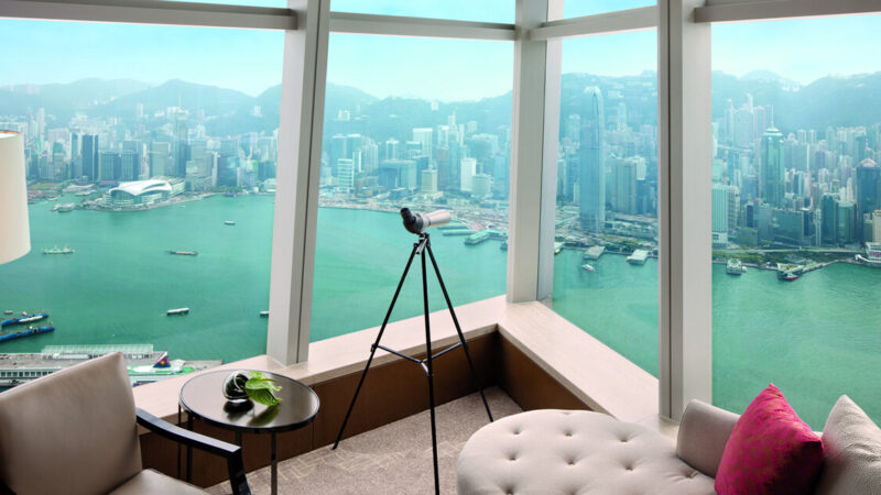 Mainland Chinese Investors Return to Hong Kong Luxury Property Market in Early 2024